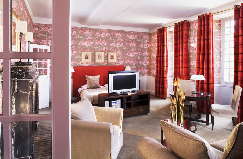 Chateau De Villiers-Le-Mahieu Room photo